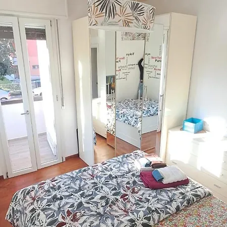 Airport Aeroporto Bologna *