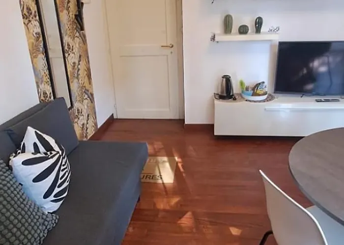 Airport Aeroporto Bologna *